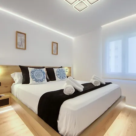 Atico Crucero Vip Apartment