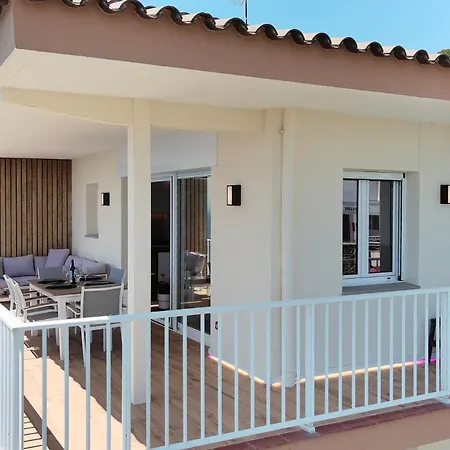 Apartment Atico Crucero Vip Roses